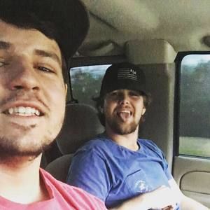 Meet your Posher, Devin